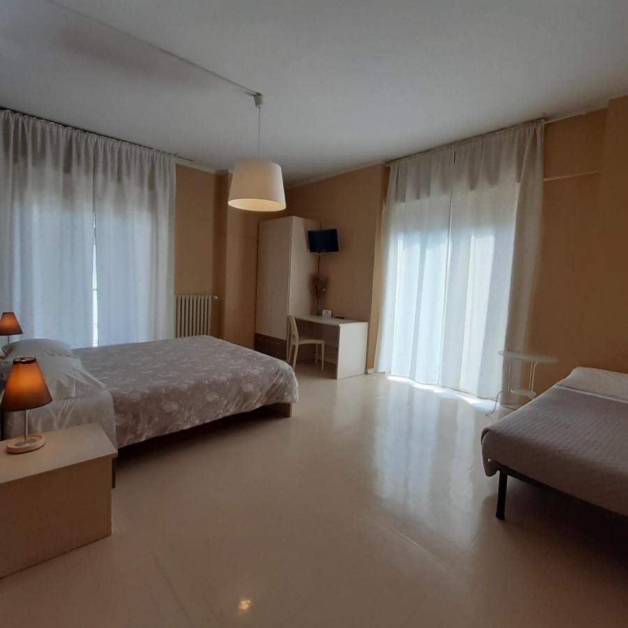 B&B Cameracaffe Centro Arezzo Exterior photo
