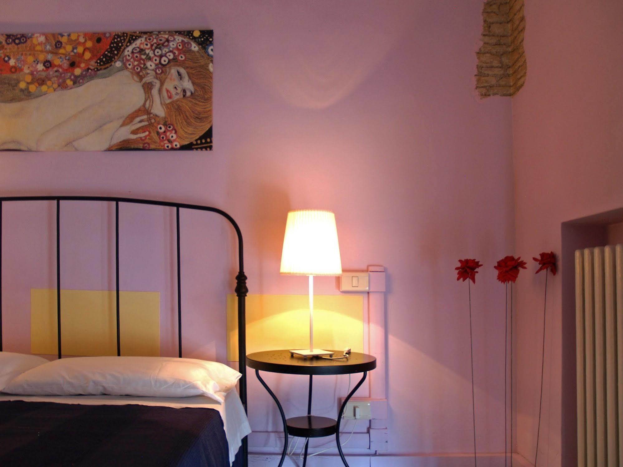 B&B Cameracaffe Centro Arezzo Exterior photo
