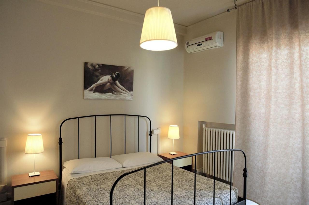 B&B Cameracaffe Centro Arezzo Exterior photo